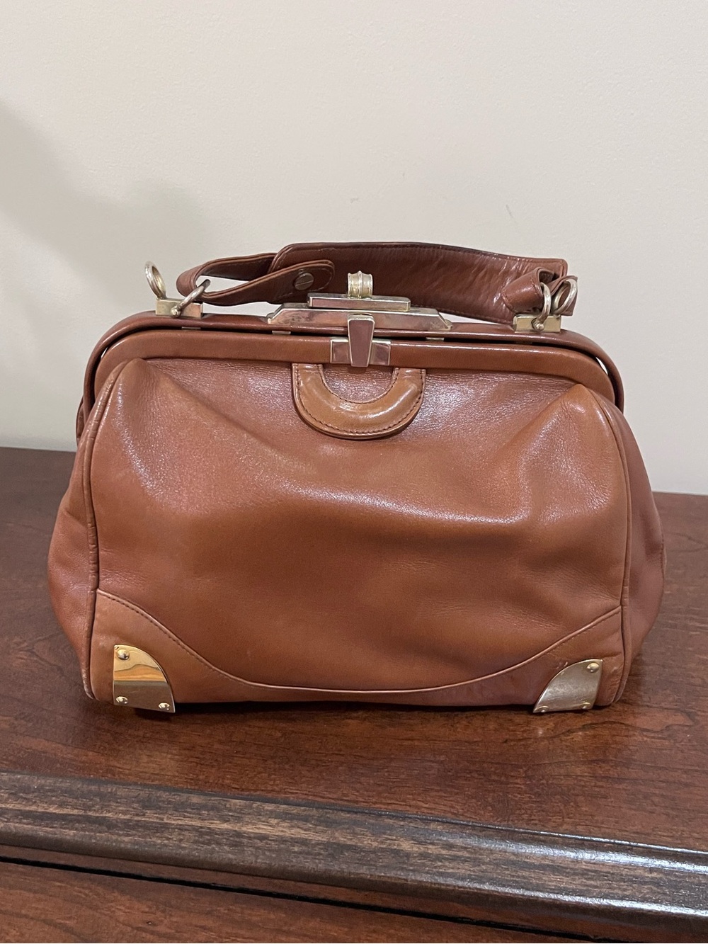VINTAGE BELLIDO Spanish Leather Doctor Bag Purse Metal Clasp Handheld
